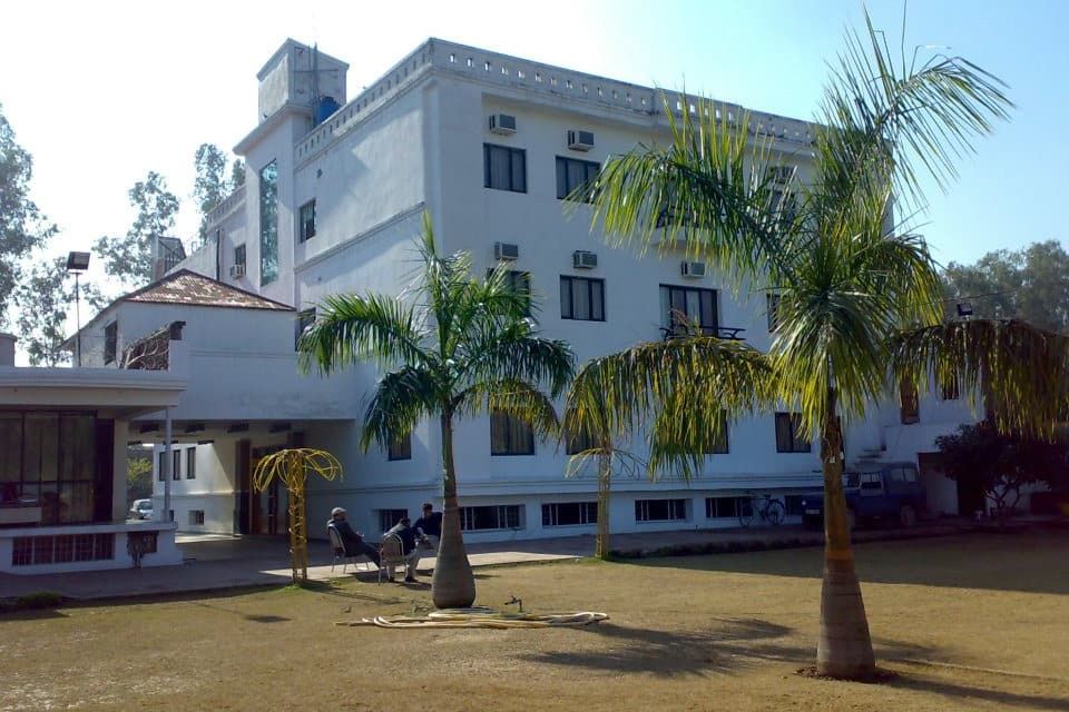 undefined Hotel Lee Kingston 4